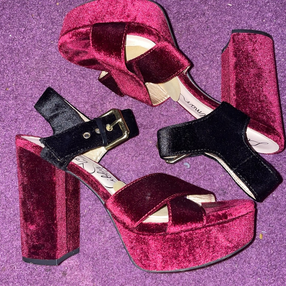 Libby Edelman velvet heels